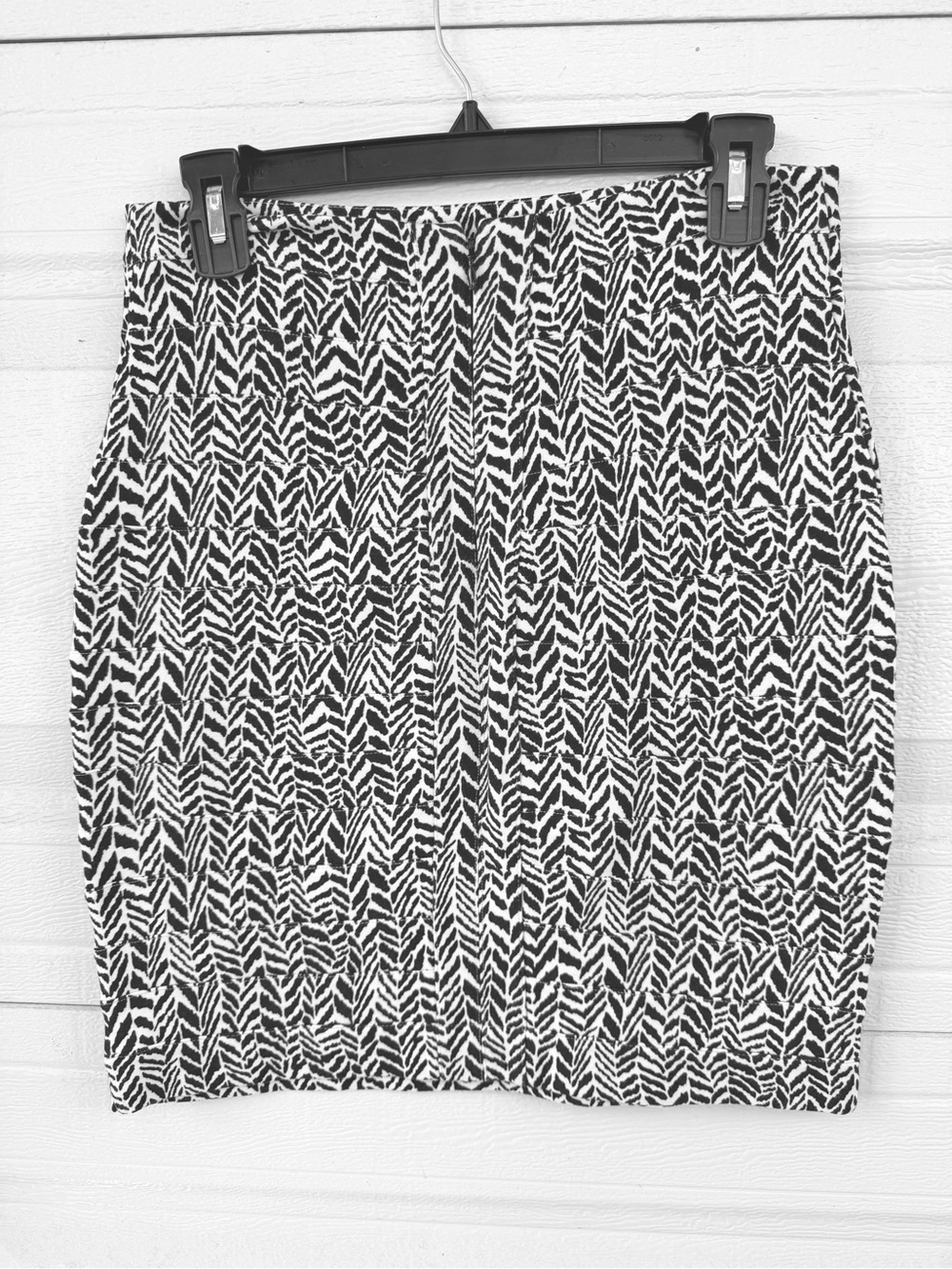 Express Bodycon - Black & White Patterned Women's Skirt